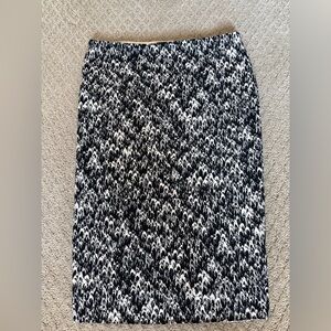 Vince Camuto Pull-on Pencil Skirt, M